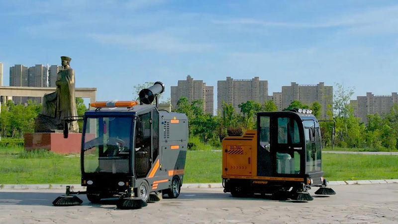 榮事達駕駛式掃地機的優(yōu)勢