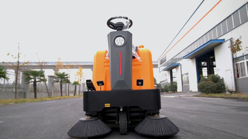 榮事達電動掃地機可清掃哪些地面